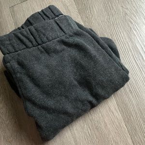 Brandy Melville Rosa sweatpants